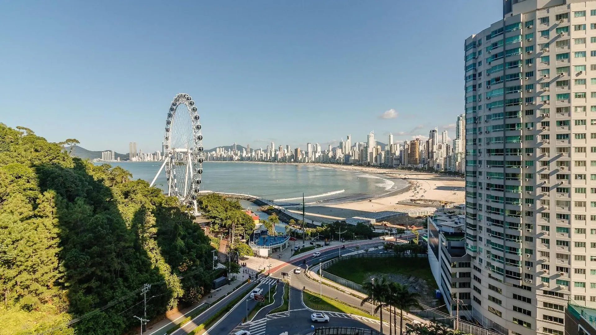 Apto 3Q C/ Vista Mar E Roda Gigante Em Bc Bsd1501 Balneário Camboriú 0*,